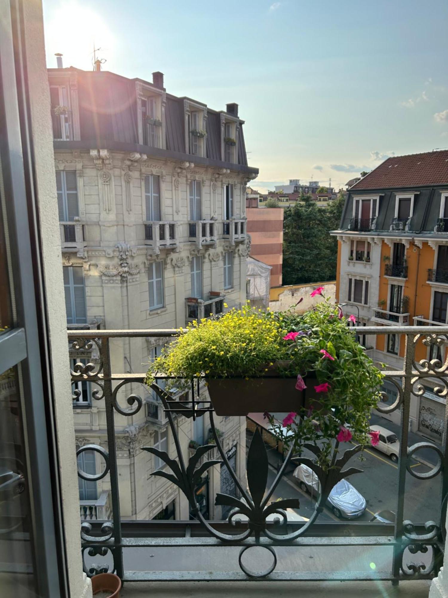 Easy Isola, For An Easy Stay Milan Exterior photo